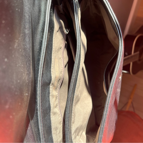 EUC Matt & Nat purse - Picture 4 of 4